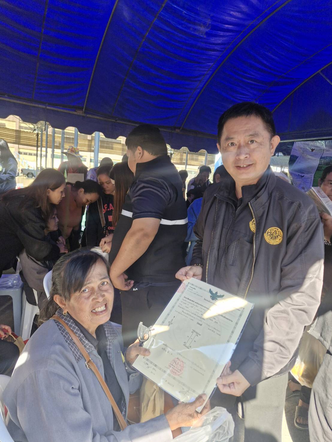 title - รองนายกรัฐมนตรีและรัฐมนตรีว่าการกระทรวงเกษตรและสหกรณ์ เปิดโครงการประชาสัมพันธ์เชิงรุกภารกิจของกองทุนฟื้นฟูและพัฒนาเกษตรกร เพื่อสร้างความร่วมมือในพื้นที่จังหวัดสุโขทัย